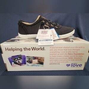 Skechers Kids Black Sneakers with White Sole